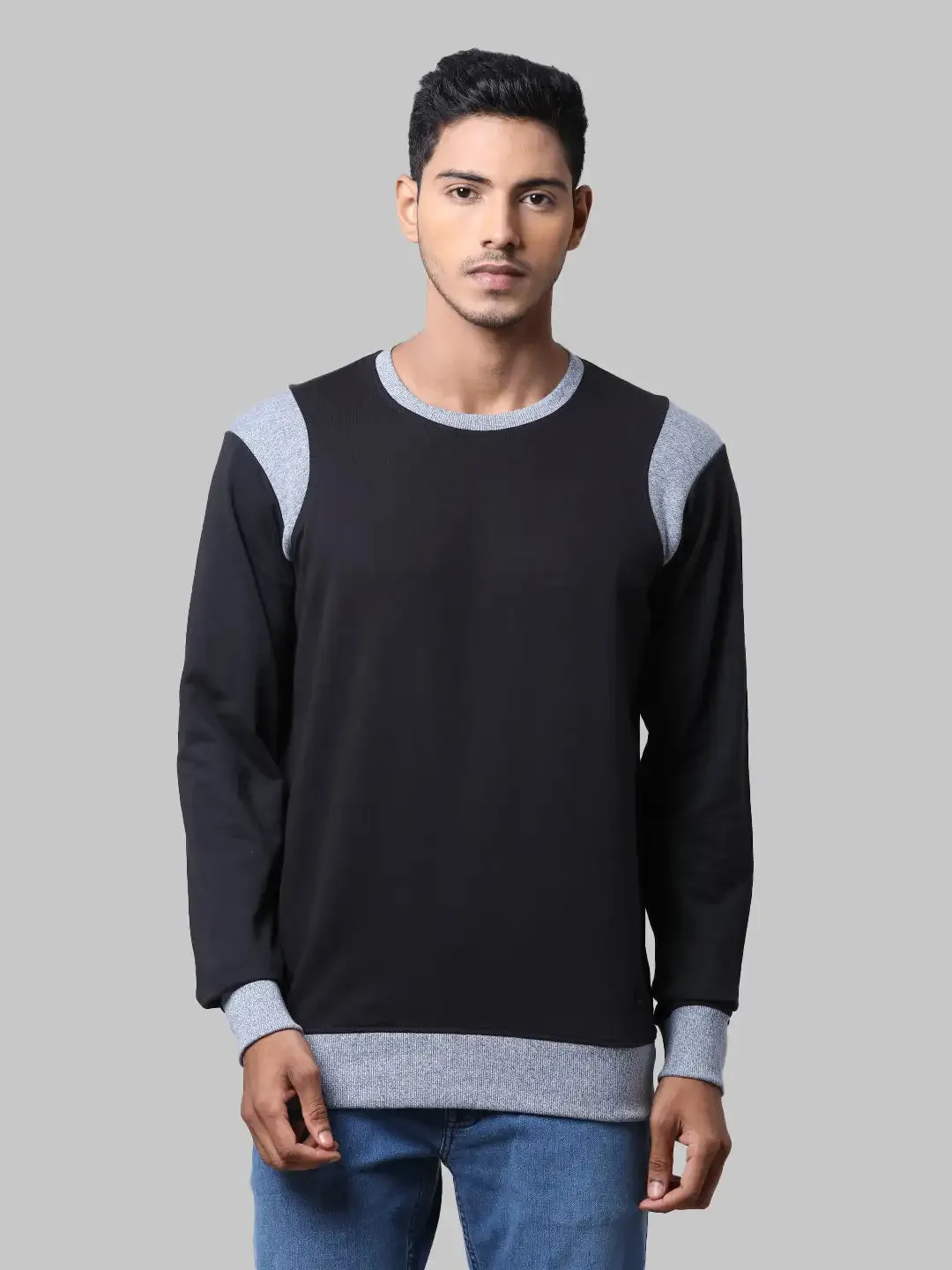 Men Black Regular Fit Solid Cotton Polyester Blend Round Collar Sweatshirts