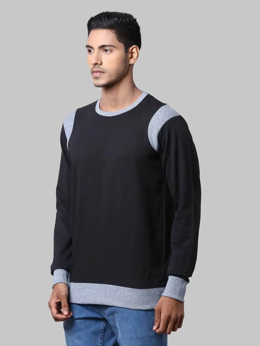 Men Black Regular Fit Solid Cotton Polyester Blend Round Collar Sweatshirts
