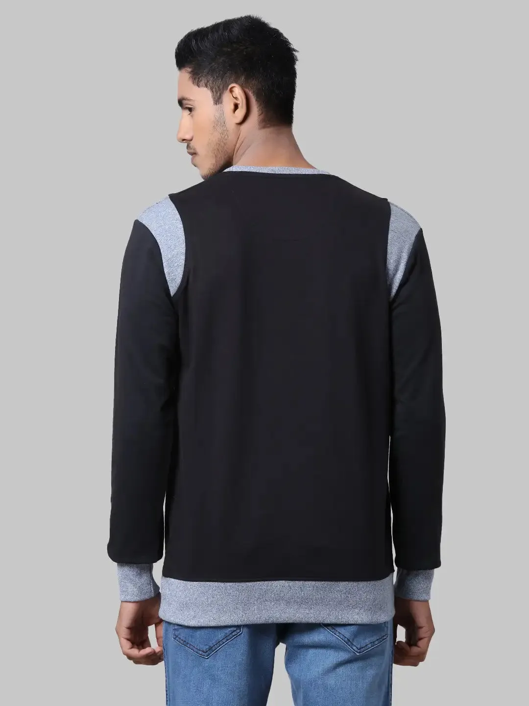 Men Black Regular Fit Solid Cotton Polyester Blend Round Collar Sweatshirts