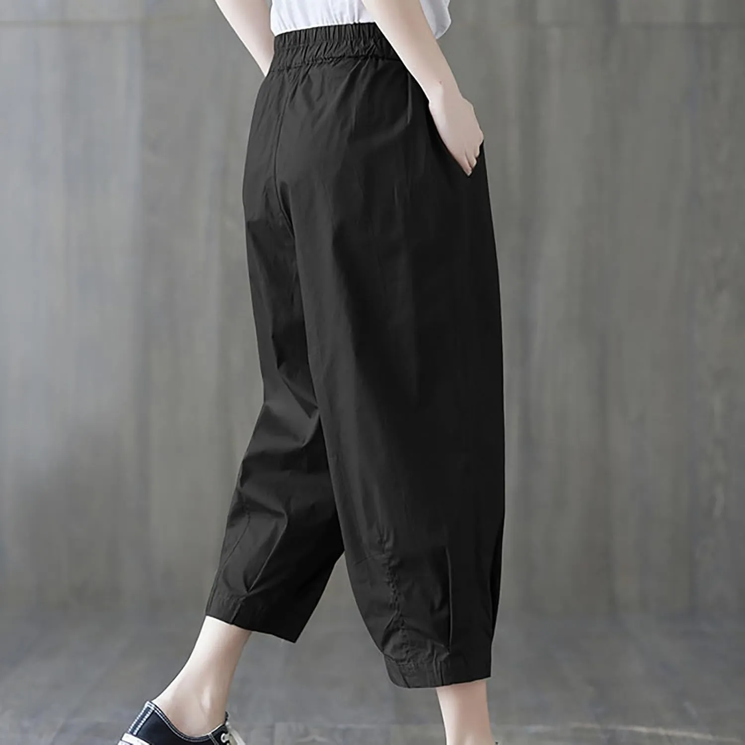Women Cotton Linen Trousers Loose Capri Pants 3/4 Length Trouser Cropped Pant Breathable Wide Leg Capris with Pockets